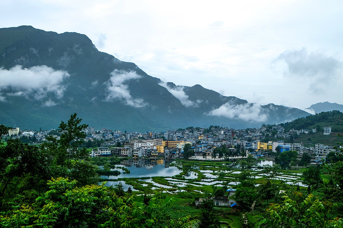 走进凉山寻彝情,踏遍攀西览美景